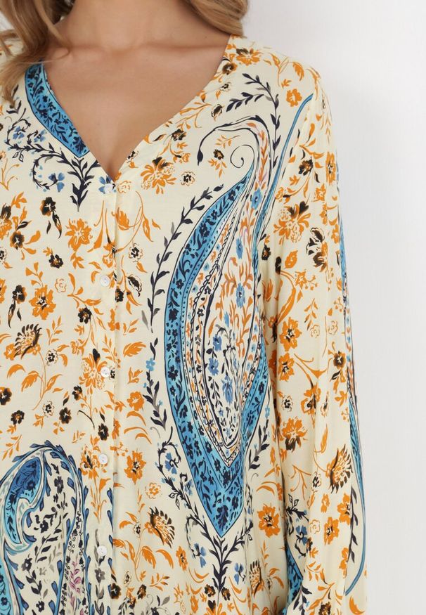 Born2be - Kremowa Sukienka Phelamia. Kolor: beżowy. Materiał: tkanina. Długość rękawa: długi rękaw. Wzór: aplikacja, gładki