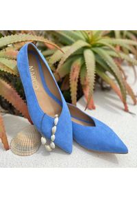 Marco Shoes Błękitne baleriny z naturalnego zamszu niebieskie. Kolor: niebieski. Materiał: zamsz