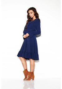 Sukienki.shop - Sukienka rozkloszowana z falbanami w stylu boho granatowa. Okazja: na co dzień. Kolor: niebieski. Styl: boho #1