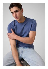 Guess T-Shirt 153107 Niebieski Classic Fit. Kolor: niebieski #1