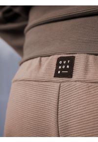 outhorn - Spodnie dresowe w prążki męskie. Materiał: dresówka. Wzór: prążki #3
