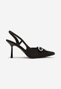 Renee - Czarne Szpilki Slingback z Satyny Zdobione Biżuteryjną Kokardą Tulorella. Okazja: na wesele, na ślub cywilny. Zapięcie: pasek. Kolor: czarny. Materiał: satyna. Wzór: aplikacja. Obcas: na szpilce. Styl: elegancki. Wysokość obcasa: średni #3
