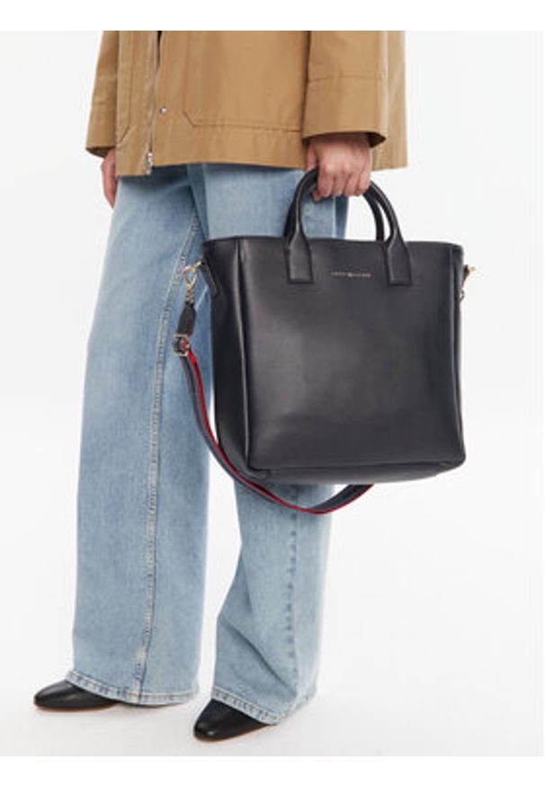 TOMMY HILFIGER - Tommy Hilfiger Torebka AW0AW17971 Granatowy. Kolor: niebieski. Materiał: skórzane