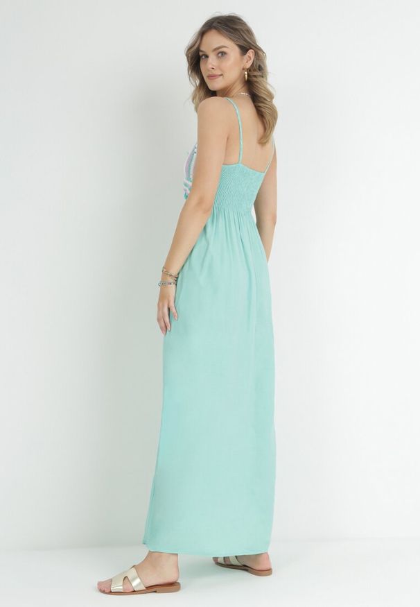 Born2be - Miętowa Sukienka Wing In. Kolor: miętowy. Materiał: bawełna. Długość rękawa: na ramiączkach. Wzór: aplikacja. Sezon: lato. Długość: maxi