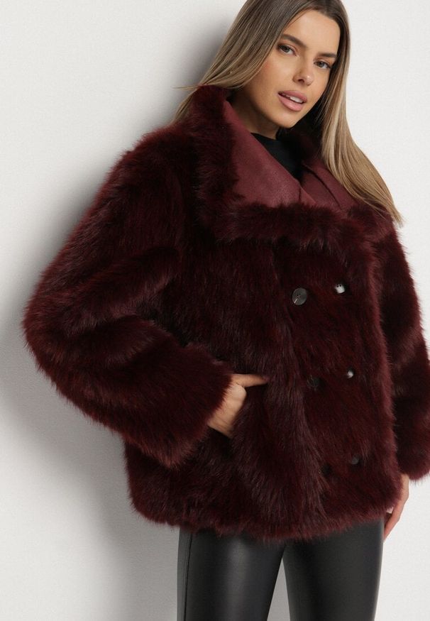 Born2be - Bordowa Kurtka Dwustronna w Stylu Biker z Futerkiem Aflita. Okazja: na spacer, na co dzień. Kolor: czerwony. Materiał: futro. Długość: krótkie. Styl: casual, elegancki