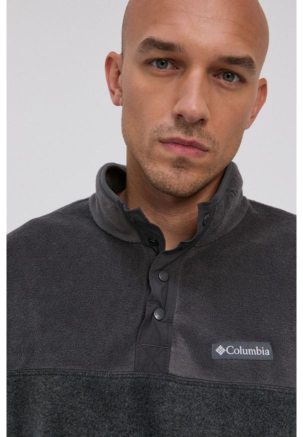 columbia - Columbia - Bluza. Okazja: na co dzień. Kolor: szary. Materiał: dzianina. Długość: krótkie. Wzór: gładki. Styl: casual