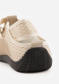 Born2be - Ciemnobeżowe Siateczkowe Sneakersy w Stylu Balerinek z Paskiem na Rzep Talenate. Okazja: na co dzień. Zapięcie: rzepy. Kolor: beżowy. Materiał: jeans, materiał #7