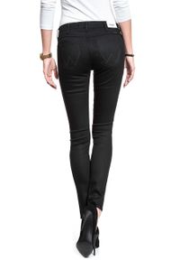 Wrangler - WRANGLER CORYNN PERFECT BLACK W25FCK81H. Wzór: jednolity, aplikacja #3