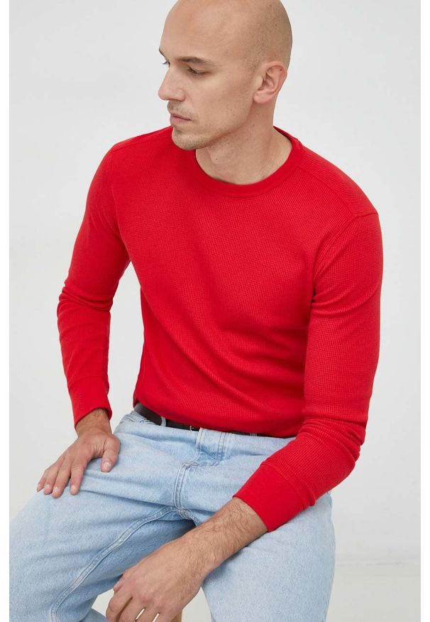 GAP longsleeve męski kolor czerwony gładki. Kolor: czerwony. Długość rękawa: długi rękaw. Wzór: gładki