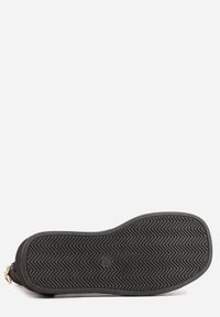 Born2be - Czarne Sandały w Stylu Botków z Ozdobną Klamrą Theaneasi. Okazja: na co dzień. Zapięcie: klamry. Kolor: czarny. Materiał: jeans. Styl: casual, elegancki, klasyczny #6