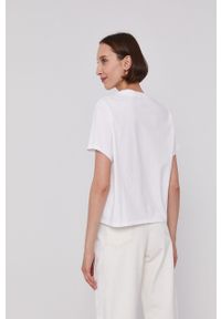 Levi's® - Levi's T-shirt damski kolor biały. Okazja: na spotkanie biznesowe. Kolor: biały. Wzór: nadruk. Styl: biznesowy