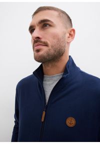 bonprix - Dres sportowy z bawełny organicznej (2 części). Typ kołnierza: kołnierzyk stójkowy. Kolor: niebieski. Materiał: dresówka, bawełna. Styl: sportowy #3