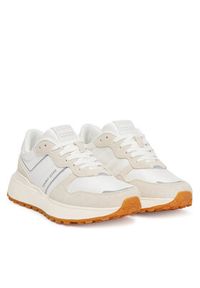 Tommy Jeans Sneakersy Tjw Cleated Runner EN0EN02788 Biały. Kolor: biały. Materiał: zamsz, skóra