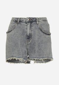Born2be - Niebieskie Bawełniane Szorty Jeansowe z Postrzępionymi Nogawkami Navima. Okazja: na co dzień. Kolor: niebieski. Materiał: bawełna, jeans. Styl: klasyczny, casual #5
