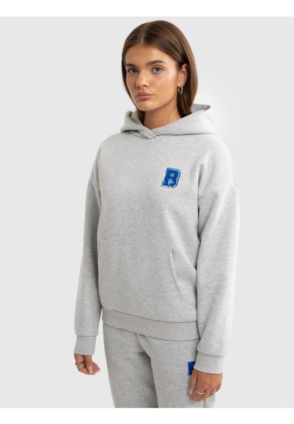 Big-Star - Bluza dziewczęca z kapturem z aplikacją szara Letta 901. Typ kołnierza: kaptur. Kolor: szary. Materiał: materiał, skóra. Wzór: aplikacja. Styl: klasyczny, sportowy