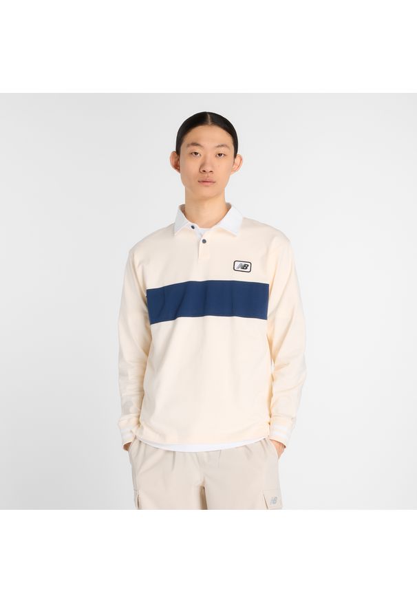 Koszulka męska New Balance MT53533PEF – beżowa. Kolor: beżowy. Materiał: bawełna, dresówka. Długość rękawa: długi rękaw