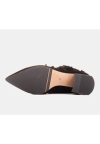 Marco Shoes Oryginalne botki zamszowe z ozdobnymi frędzlami czarne. Kolor: czarny. Materiał: zamsz #9