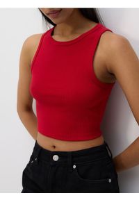 Reserved - Bawełniany top - czerwony. Kolor: czerwony. Materiał: bawełna #1