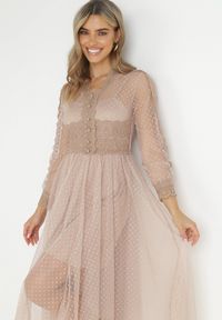 Born2be - Beżowa Tiulowa Sukienka Midi z Koronkowymi Tasiemkami i Długimi Rękawami Kabienne. Kolor: beżowy. Materiał: tiul, koronka. Długość rękawa: długi rękaw. Wzór: aplikacja, kropki. Długość: midi #5