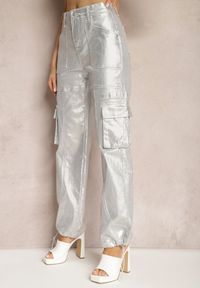 Renee - Srebrne Metaliczne Spodnie Bojówki z Kieszeniami Honna. Kolor: srebrny. Wzór: aplikacja. Styl: elegancki #4
