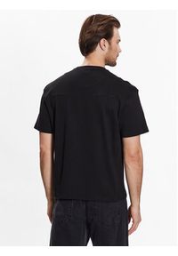 Calvin Klein T-Shirt Motion Graphic Comfort T-Shirt K10K111116 Czarny Regular Fit. Kolor: czarny. Materiał: bawełna