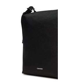 Calvin Klein Saszetka Ck Ease Hobo S K50K512965 Czarny. Kolor: czarny. Materiał: materiał #3