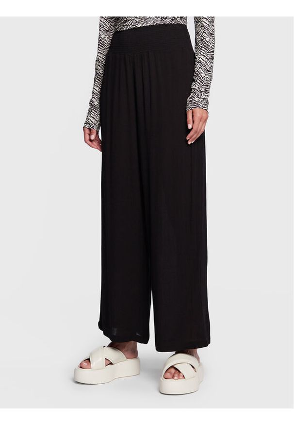 Lauren Ralph Lauren Spodnie materiałowe 20151090 Czarny Regular Fit. Kolor: czarny. Materiał: materiał, wiskoza