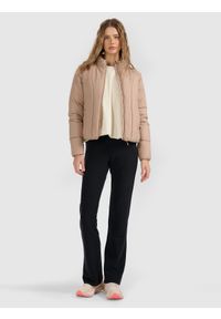 4f - 4F Kurtka puchowa z wypełnieniem syntetycznym damska - beżowa M. Okazja: na co dzień. Typ kołnierza: kaptur, kołnierzyk stójkowy. Kolor: beżowy. Materiał: puch, syntetyk. Długość: długie. Styl: sportowy, klasyczny, casual #2