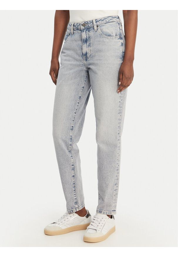 Guess Jeans Jeansy W6GA0D D5M57 Niebieski Straight Leg. Kolor: niebieski