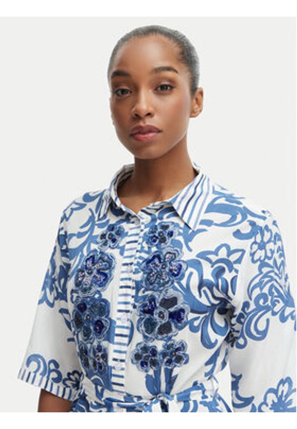 Iconique Sukienka koszulowa Emma IC26-038 Niebieski Regular Fit. Kolor: niebieski. Materiał: wiskoza. Typ sukienki: koszulowe