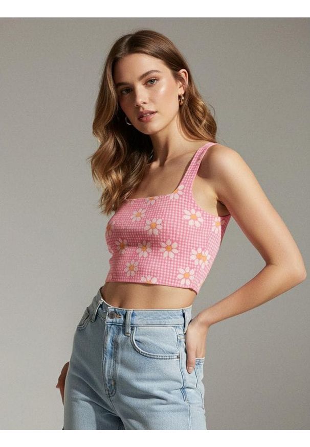 Sinsay - Crop top na ramiączkach w kwiatowy wzór - wielobarwny. Długość rękawa: na ramiączkach. Wzór: kwiaty