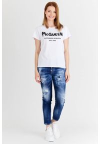 Alexander McQueen - ALEXANDER MCQUEEN Biały t-shirt damski z logo, Rozmiar 44. Kolor: biały. Materiał: prążkowany, bawełna. Wzór: nadruk #4