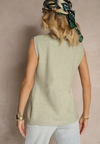 Renee - Jasnozielona Sweterkowa Kamizelka z Wełną na Guziki Haliriela. Okazja: na co dzień, na spacer. Kolor: zielony. Materiał: wełna. Styl: casual #3