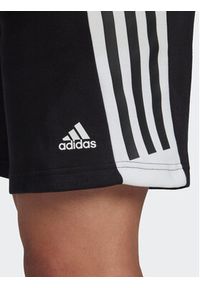 Adidas - adidas Szorty sportowe Future Icons HK4554 Czarny Regular Fit. Kolor: czarny. Materiał: bawełna. Styl: sportowy #4