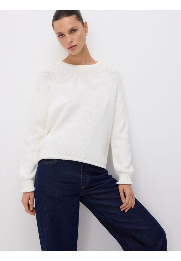 Reserved - Sweter oversize - złamana biel. Materiał: dzianina, bawełna