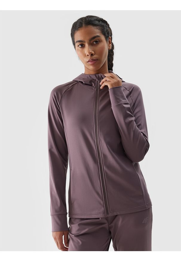4f - 4F Bluza treningowa szybkoschnąca rozpinana z kapturem damska - brązowa XS. Typ kołnierza: kaptur. Kolor: brązowy. Materiał: włókno, elastan, dzianina, materiał, syntetyk. Długość rękawa: raglanowy rękaw. Wzór: gładki, jednolity, ze splotem. Styl: sportowy. Sport: fitness