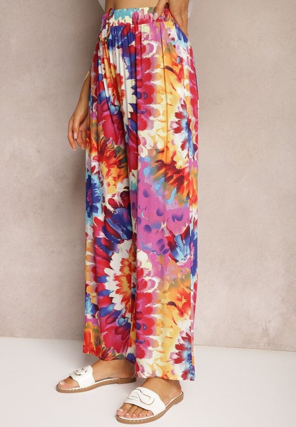 Renee - Czerwono-Niebieskie Wiskozowe Spodnie o Szerokim Kroju High Waist Tie Dye z Gumką w Talii Nalflea. Okazja: na co dzień. Stan: podwyższony. Kolor: czerwony. Materiał: wiskoza. Styl: casual