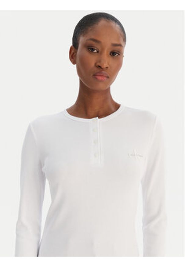 Calvin Klein Jeans Bluzka LV047E201G Biały Regular Fit. Kolor: biały. Materiał: bawełna