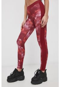 Roxy Legginsy damskie kolor bordowy wzorzyste. Kolor: czerwony. Materiał: dzianina #1