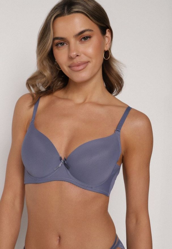 Born2be - Granatowy Klasyczny Biustonosz o Gładkim Wykończeniu Lamisa. Kolor: niebieski. Wzór: gładki