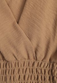 Born2be - Brązowy Kopertowy Kombinezon z Gumką w Talii i Szerokimi Nogawkami Vimashea. Okazja: na co dzień. Kolor: brązowy. Styl: elegancki, casual #5