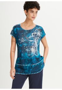 bonprix - Shirt z batikowym nadrukiem i kamieniami. Kolor: niebieski. Wzór: nadruk. Styl: elegancki