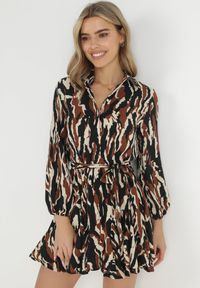 Born2be - Brązowa Sukienka Koszulowa z Materiałowym Paskiem Mirina. Okazja: na co dzień. Typ kołnierza: kołnierzyk klasyczny. Kolor: brązowy. Materiał: materiał. Długość rękawa: długi rękaw. Typ sukienki: koszulowe. Styl: klasyczny, casual, elegancki #5