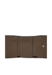 Calvin Klein Portfel damski Ck Woven Small Trifold K60K612953 Khaki. Kolor: brązowy. Materiał: skóra
