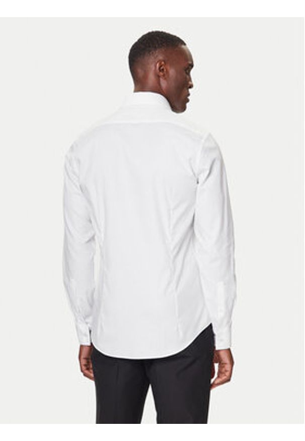 Guess Koszula LV019EU006 Biały Slim Fit. Kolor: biały. Materiał: bawełna