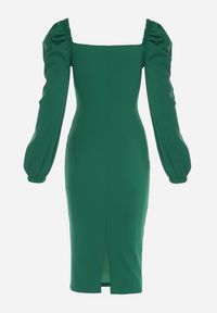 Born2be - Zielona Sukienka Midi z Kopertową Górą i Bufiastymi Rękawami Ozdobiona Marszczeniami Azurma. Okazja: na co dzień. Kolor: zielony. Wzór: aplikacja. Typ sukienki: kopertowe. Styl: casual. Długość: midi #5