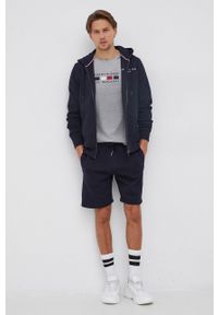 TOMMY HILFIGER - Tommy Hilfiger Szorty męskie kolor granatowy. Okazja: na co dzień. Kolor: niebieski. Materiał: dzianina. Wzór: gładki. Styl: casual #4