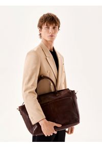 Kazar - Elegancka skórzana torba męska w biznesowym stylu. Kolor: brązowy. Materiał: skóra #8