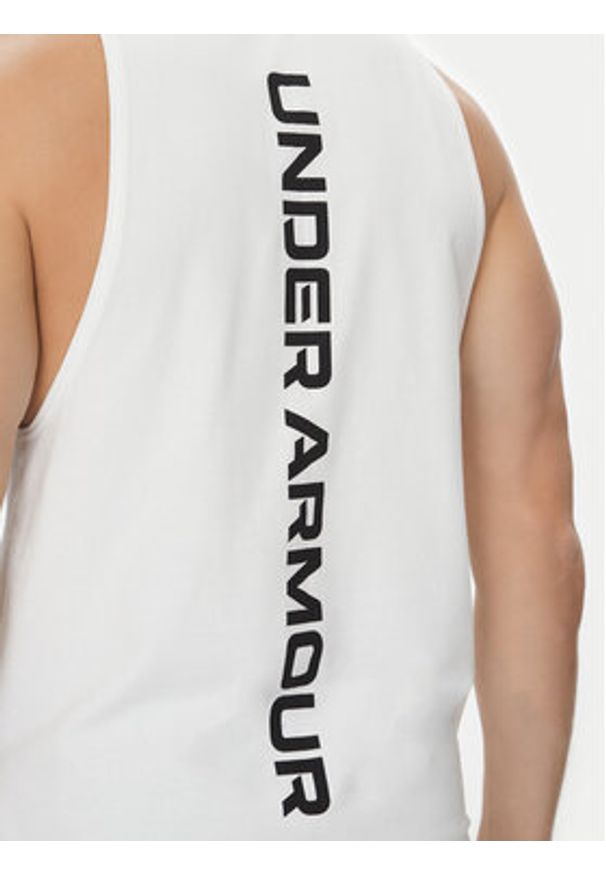 Under Armour Tank top Zone 1361901 Biały Loose Fit. Kolor: biały. Materiał: syntetyk, bawełna