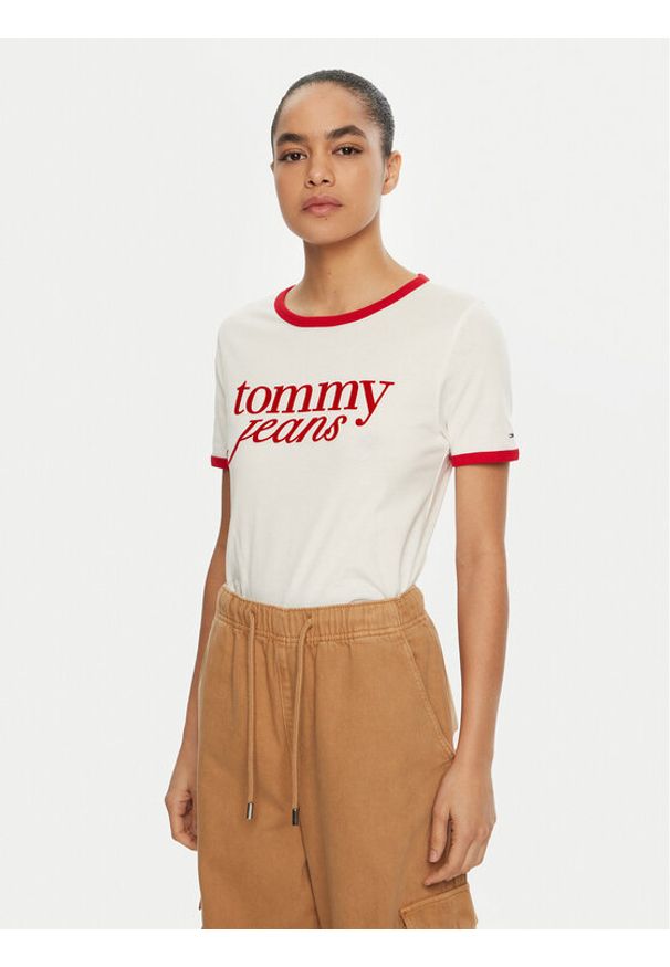 Tommy Jeans T-Shirt DW0DW19449 Biały Relaxed Fit. Kolor: biały. Materiał: bawełna